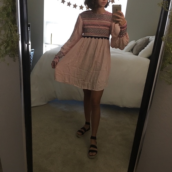❌ SOLD ❌ Embroidered Free People Dress - Picture 8 of 8